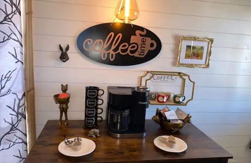 Seneca House | The Burrow Tiny Luxury