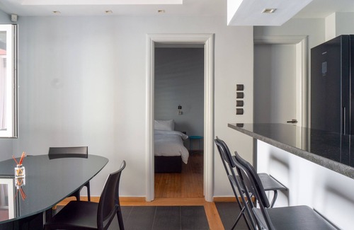 Athens City Centre Apartment | The Burton Luxury 1BR in Plaka, Athens