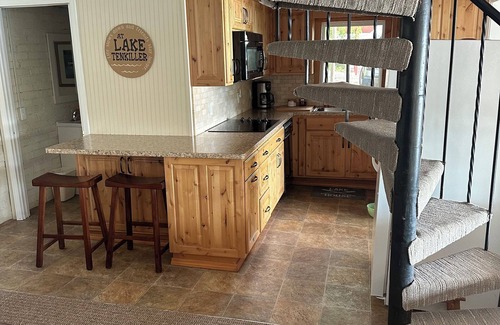 Vian Cabin | The Cabin at Cato Creek Tenkiller Lake