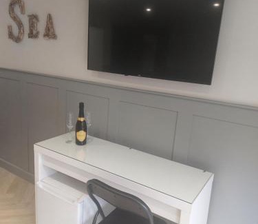 Westgate-on-Sea House | The Cabin