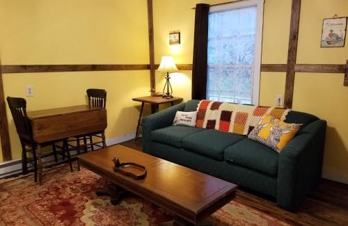 Crumpler House | The Cabins at Healing Springs