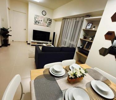 Malate Apartment | The Camden Place 2BR Haven Cozy Condo Apartment Unit