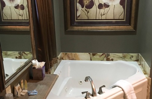 Tulsa Hotel | The Campbell Hotel on Route 66