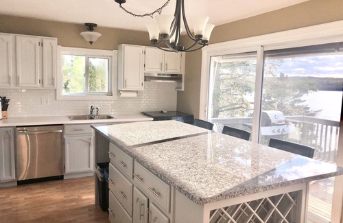 Prospect Bay House | The Cape - Cozy Year Round Beachfront Retreat - Staycation - Vacation