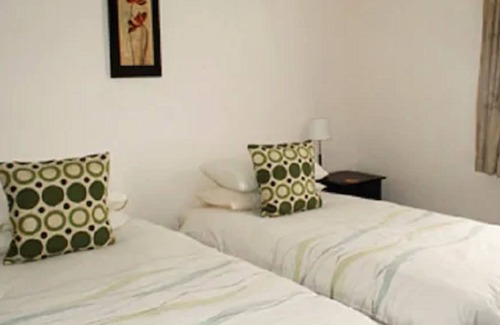 Littlestone-on-Sea Hotel | The Captain Howey Hotel