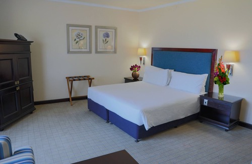 Hammanskraal Hotel | The Carousel Hotel