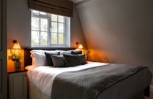 Five Oak Green Hotel | The Carpenters Arms