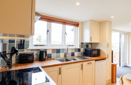 Wickham St Paul Cottage | The Cart Lodge