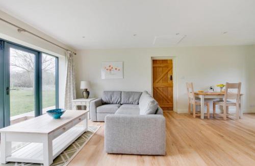 Weybread House | The Cart Lodge