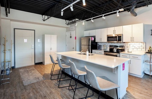 Historic East Village Apartment | The Cartier Lux DT Apt w/Skyline View