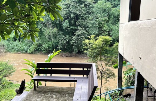 Kuet Chang Villa | The Cascade - Mae Taeng Waterfall Bungalows