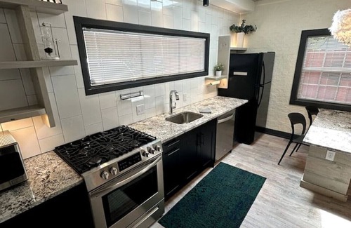 Indianapolis House | The Casita@Keystone KingBed/1 BA