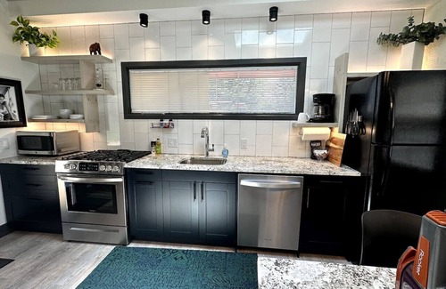 Indianapolis House | The Casita@Keystone KingBed/1 BA