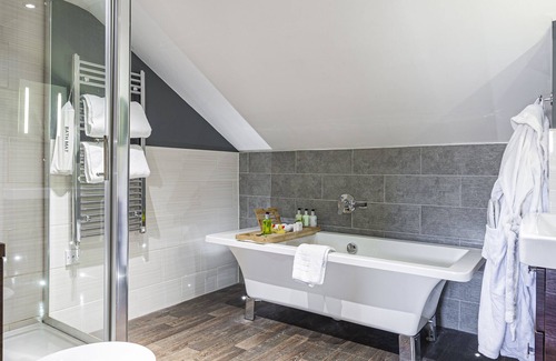 Conwy Hotel | The Castle Hotel, Conwy, North Wales