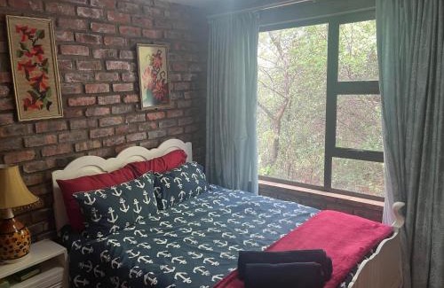 Smithfield Apartment | The Cave