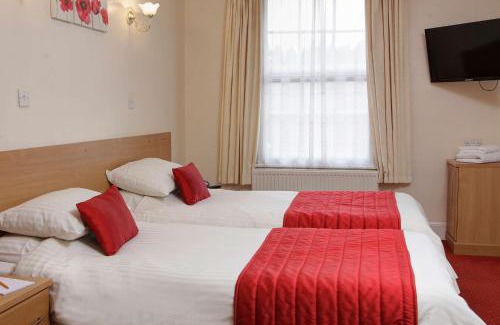 Stowmarket Hotel | The Cedars Hotel