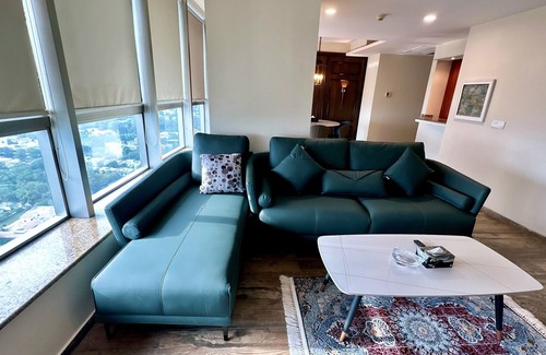 Blue Area Apartment | The Centaurus Apartment Mountain View Three Bed