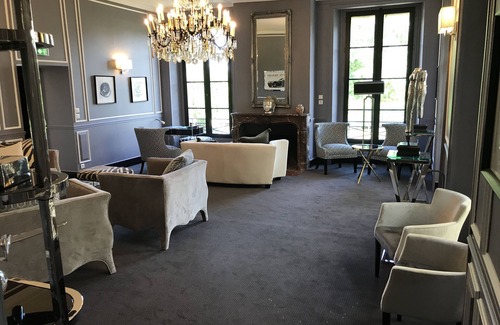 Sancy Bed & Breakfast | The château de sancy residence