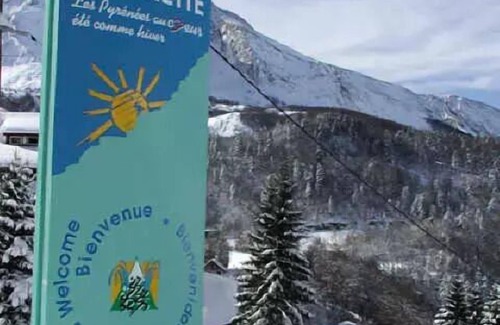 Eaux-Bonnes Apartment | THE CHALET - Pool 10 - 3 Rooms for 8 People