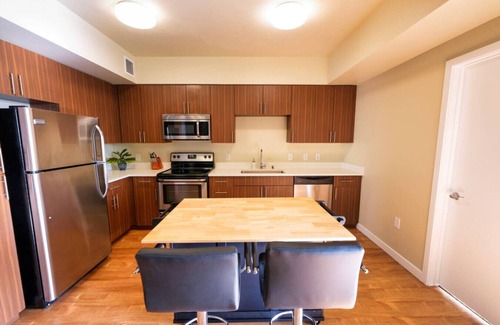 Downtown San Jose Apartment | The Chalk - San Pedro Square w/Fast Wi-Fi & Pool
