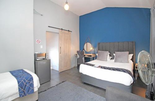 Centurion House | The Chameleon Stay @107