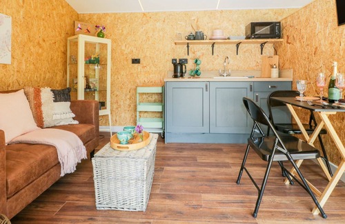 Carlisle Cottage | The Chard