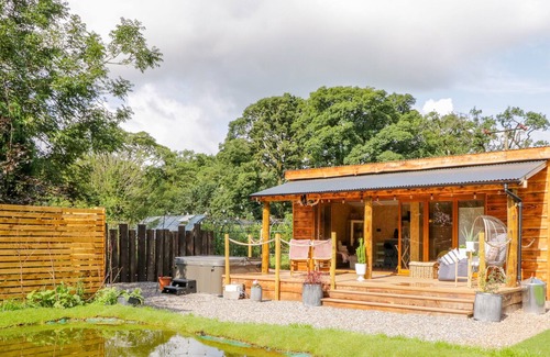Carlisle Cottage | The Chard