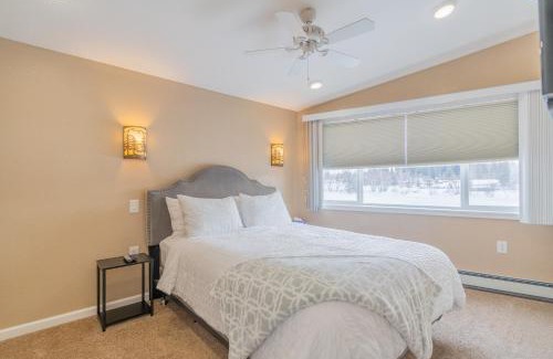 College House | The Chena River House River Suite