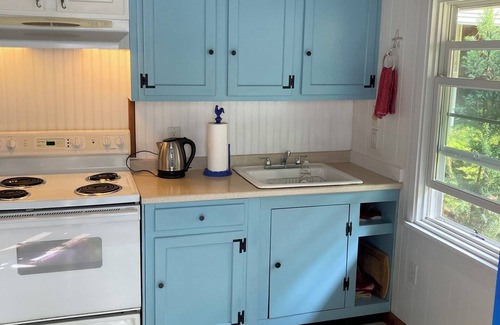 Eastham Apartment | The Cherry, cozy, charming and romantic.