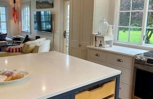 Chester House | The Chester House, oceanside in the village, private wharf