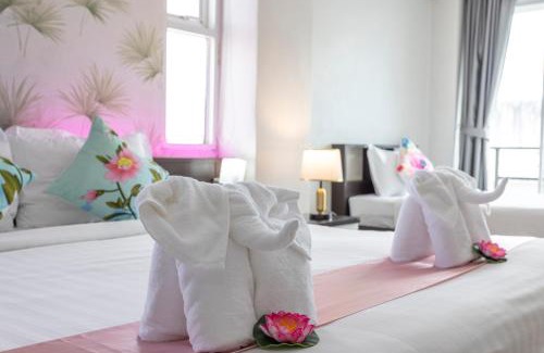 Patong Hotel | The Chic Patong Hotel