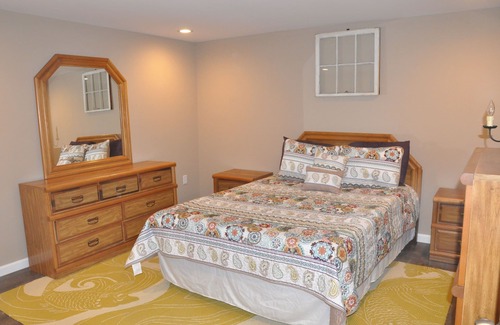 Cresco House | "The Chick-Inn" at Wiener Dog Barn Apt Near Attractions