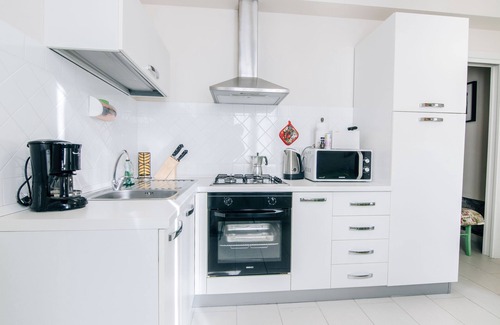 Uzzano Apartment | The Citrus Village - Bergamot