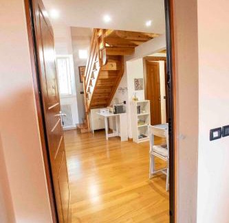 Clusone Apartment | The clock house -Centro storico-