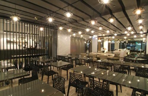 Central District Hotel | The Cloud Hotel