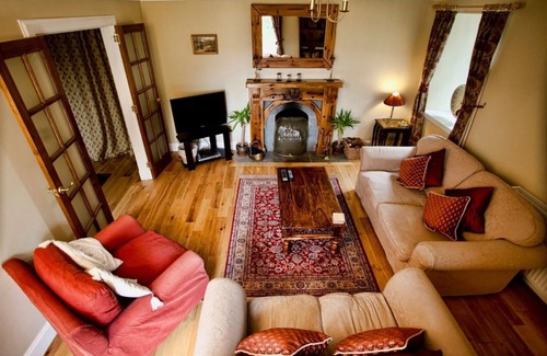 Perth House | THE COACH HOUSE