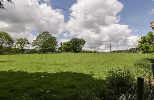 Ludwel Apartment | The Coach House