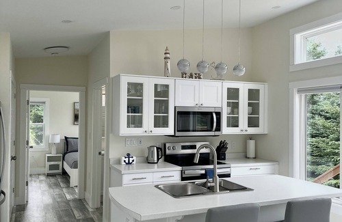 Colindale House | The Coastal Bay View