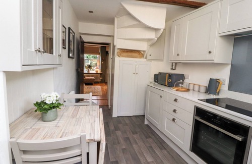 Grassington Cottage | THE COBBLES, pet friendly, character holiday cottage in Grassington