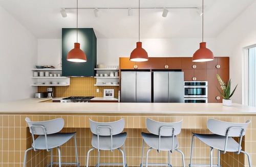 Lower Ninth Ward Hotel | The Cocodrie | Private 12BR Hotel - Pool, Spa