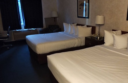 Tumwater Hotel | The Colony Inn