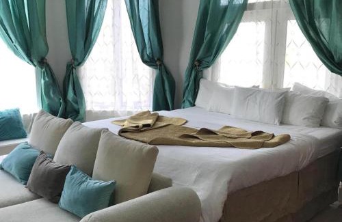 Harper's Choice Hotel | The Columbia Inn at Peralynna