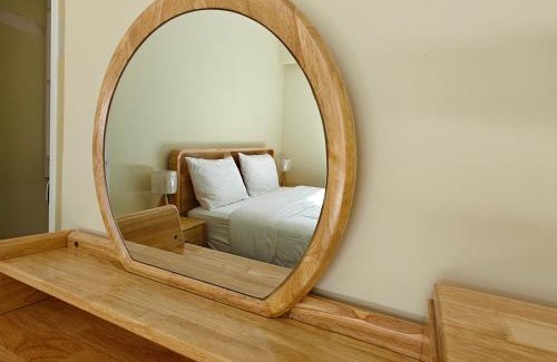 Renfrew-Collingwood House | The Comfort Den