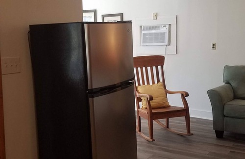 Stokes House | The Cook's Wall Cabin