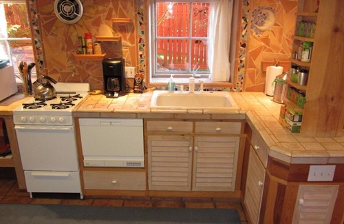 Fairmount Park House | The Coolest Tangerine Dream MIL, in the West Seattle Junction!