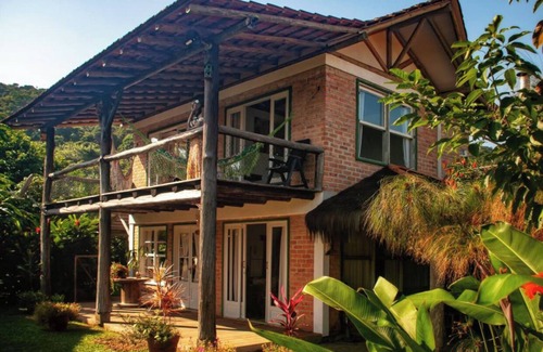 South Region House | The corner of Praia do Forte, Sao Francisco do Sul, Santa Catarina