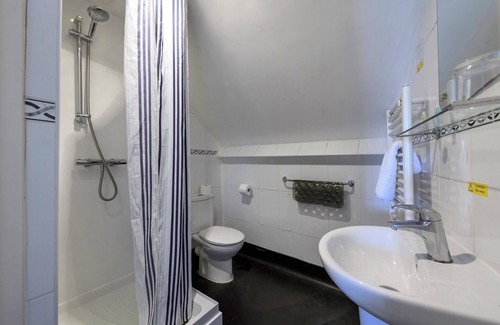 Frome Bed & Breakfast | The Cornerhouse