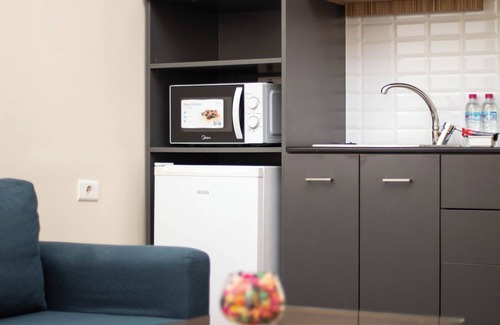 Dekwaneh Hotel | The Cosmopolitan Hotel