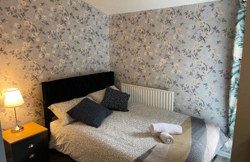Finsbury Park Apartment | The Cosy Nook Studio #5