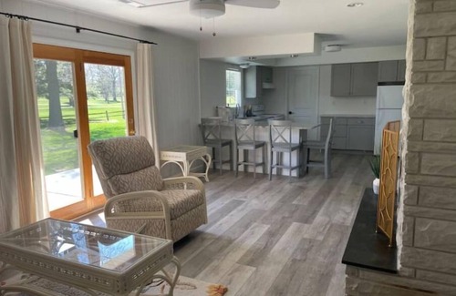 Auburn House | The Cottage at Edgewood